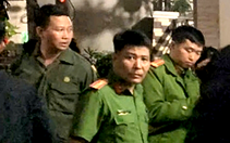 Truy bắt nhóm người đến phòng trọ chém đứt lìa tay người đàn ông