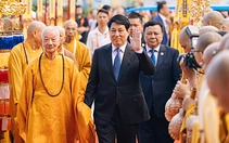'Đưa tâm từ bi vào chính sách, mang trí tuệ vào định hướng phát triển'