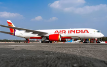 Máy bay Air India lại gặp sự cố kỹ thuật giữa không trung, phải quay đầu về Hong Kong