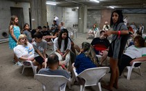Israel: Iran đã tấn công 6 đợt liên tiếp