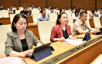 Quốc hội đồng ý cho địa phương được duyệt chủ trương đầu tư sân bay, cảng biển