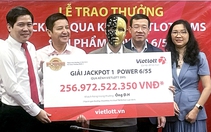 Tối nay, một khách hàng Vietlott đã trúng số tiền kỷ lục: hơn 344,9 tỉ đồng