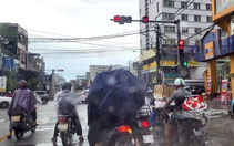 Chống ùn tắc giao thông ở Huế: 'Cho rẽ phải, đèn tín hiệu phải sáng cả ngày'
