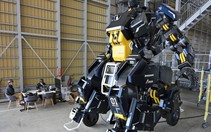 Nhật Bản phát triển robot cứu hộ khổng lồ hình người