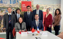 Trường Đại học Tôn Đức Thắng hợp tác với Trường Kinh doanh emlyon, Pháp