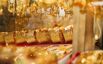 Giá vàng lao dốc mạnh