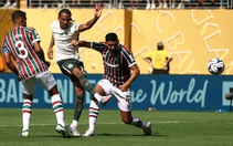 Fan sửng sốt với tốc độ cú sút cháy lưới Fluminense của Joao Pedro