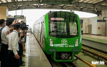 Lãnh đạo Hà Nội Metro nói gì về thông tin cấm người dân mang xe điện, xe chứa pin lên tàu metro?