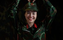 Khi Quốc ca vang lên trong Sao nhập ngũ, màn hình rực cờ đỏ sao vàng