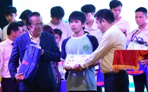 Bức thư của nhà hảo tâm tiếp sức 50 triệu đồng cho tân sinh viên y khoa