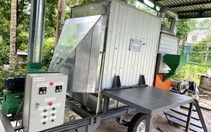 Giảng viên, sinh viên chế tạo máy sấy hạt di động cho nông dân