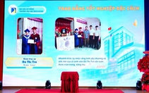 Nghẹn ngào trao bằng đặc cách cho nữ sinh Trường đại học Bách khoa Đà Nẵng