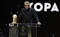 Lamine Yamal đãi Barca ăn hamburger lúc nửa đêm sau Gala Quả bóng vàng