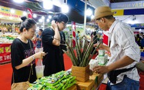 Du khách nhộn nhịp đến ngày hội du lịch, ẩm thực ở An Giang
