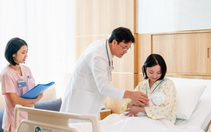 Bệnh viện AIH đạt 'Bệnh viện thực hành nuôi con bằng sữa mẹ xuất sắc'
