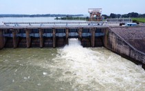 Thủy điện Trị An xả tràn liên tiếp, người dân vùng hạ du hồ chứa chủ động phòng ngừa