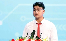 Nam sinh đại diện hơn 26 triệu học sinh phát biểu tại lễ khai giảng đặc biệt
