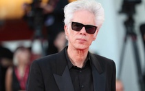 Jim Jarmusch đoạt Sư tử vàng ở Venice: 'Hầu như mọi nguồn tiền từ các tập đoàn đều dính bẩn'