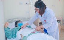 Người phụ nữ nguy kịch sau hút mỡ bụng, ghép mỡ mặt