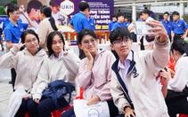 Học sinh lo lắng AI có thể thay thế con người trong tương lai, thầy cô trấn an