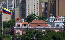 Nổ súng gần phủ tổng thống Venezuela, chưa rõ nguyên nhân