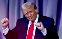 Tổng thống Trump tiết lộ bà Melania ghét điệu nhảy của chồng vì 'chẳng ra dáng tổng thống'