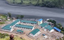 Lũ quét Nepal 11-10: Cứu được 49 người, vẫn còn 5 người mất tích