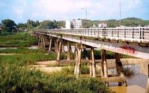 Đến cầu Trà Khúc 1, lưu giữ hình ảnh thân thuộc trước ngày đóng cầu