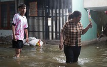 Triều cường gây ngập nhiều nơi tại TP.HCM, những tuyến đường nào cần tránh?