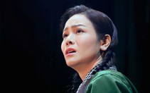 Nhật Kim Anh hết hồn khi vé vở 'Cuốn truyện bị đốt' đã phát hết trong 3 tiếng