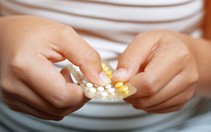 Vì sao thuốc tránh thai có thể làm tăng nguy cơ hình thành cục máu đông?