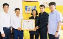Truy tặng bằng khen người đàn ông quên mình cứu 2 em nhỏ rơi xuống kênh