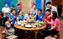 Về miền Tây ăn giỗ, cười xỉu với những câu khen chê thú vị
