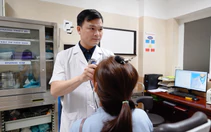 Tưởng mắc bệnh tuyến giáp, bất ngờ phát hiện đỉa sống trong thanh quản