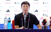 HLV Kim Sang Sik: 'Việt Nam chơi không tốt trong hiệp 1 vì thời tiết'