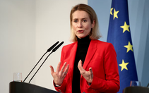 EU cáo buộc Mỹ gây sức ép buộc Ukraine đầu hàng