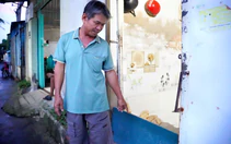 Người dân Bình Đông, TP.HCM ứng phó trước ngày triều cường đạt đỉnh