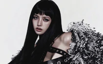 Lisa BlackPink hết thời?