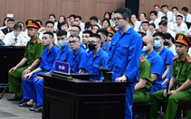 Bị hại vụ Mr Pips khóc nghẹn: 'Gia đình tan vỡ, tôi từng mua thuốc để tự tử'
