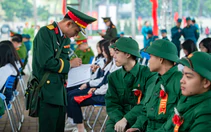 18 tuổi, học lớp 10 tại trường giáo dục nghề nghiệp - giáo dục thường xuyên có được tạm hoãn nhập ngũ?