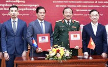 Việt Nam - Campuchia ký bản ghi nhớ xây dựng trường hữu nghị tại Phnom Penh