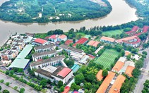Ngôi trường công lập TP.HCM có 5 sân bóng đá, 6 sân pickleball, hồ cá koi