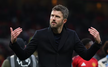 HLV Michael Carrick thất vọng vì phong độ của 'toàn đội Man United'