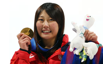VĐV nữ đầu tiên thực hiện thành công cú xoay 3 vòng ngược tại Olympic mùa đông 2026