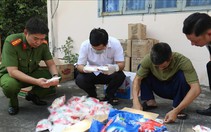 Phá đường dây sản xuất bột ngọt, nước mắm, bột giặt giả  ở TP.HCM