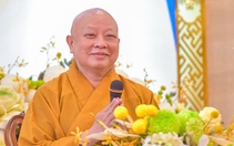 Hòa thượng Thích Lệ Trang nói về nguồn gốc, cách thức làm lễ giao thừa và tục chọn người 'xông đất'