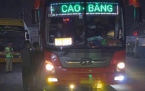 'Nhồi' 109 người trên xe 45 chỗ, tài xế và chủ xe khách bị phạt 225 triệu đồng