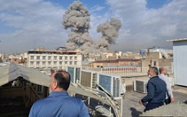 NÓNG: Mỹ và Israel hiệp lực tấn công Iran; Tehran phóng tên lửa trả đũa