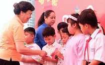 Đong đầy Tết yêu thương cho trẻ