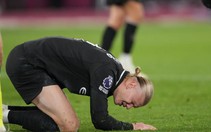 Hòa West Ham, Man City kém Arsenal đến 9 điểm